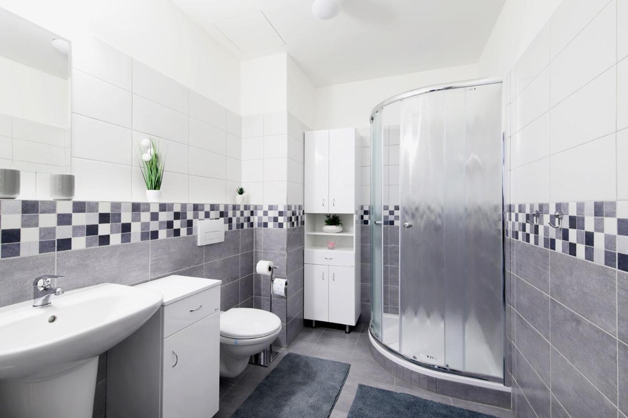 Mountain Apartments Klinovec Hexagon Loučná pod Klínovcem Eksteriør bilde