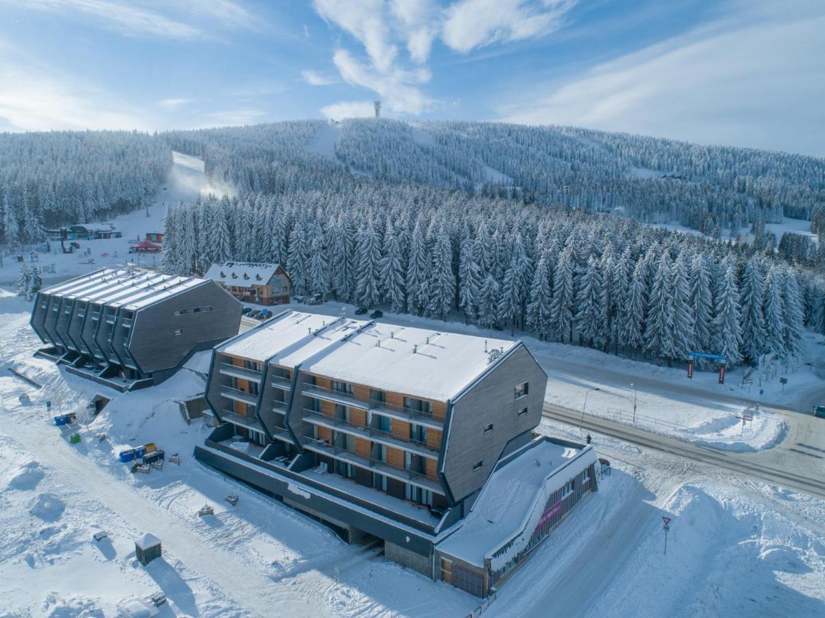 Mountain Apartments Klinovec Hexagon Loučná pod Klínovcem Eksteriør bilde