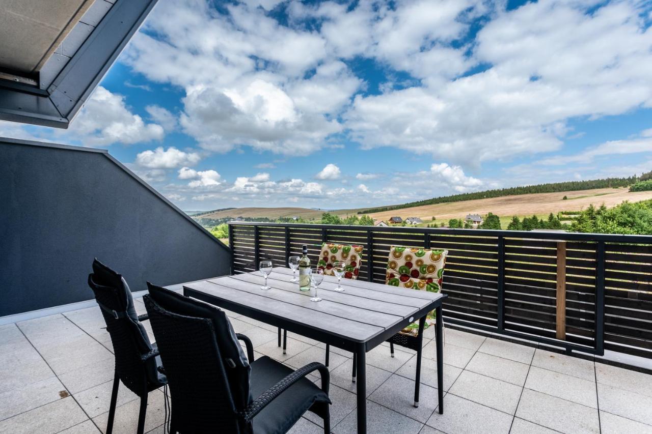 Mountain Apartments Klinovec Hexagon Loučná pod Klínovcem Eksteriør bilde